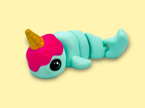 Twinklecone the Narwhale